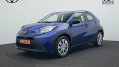 Blauw Gebruikt 2024 Toyota Aygo Play Hatchback | € 17.980 (Goede deal)