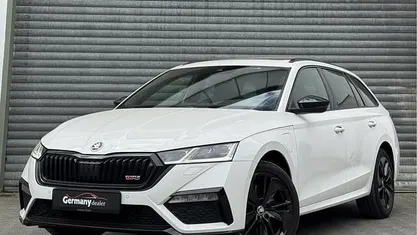 Wit Occasion 2021 Skoda Octavia Business Line Stationwagen | € 29.749 (Eerlijke prijs)