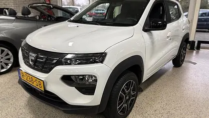 Occasion Dacia Spring Comfort 33 kW (45 PK) 2022 Hatchback