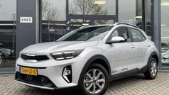 Grijs Gebruikt 2024 Kia Stonic SUV | € 24.895 (Eerlijke prijs)