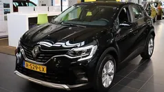 Gebruikt 2022 Renault Captur Zen SUV | € 17.850 (Eerlijke prijs)