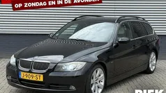 Zwart, metallic lak Gebruikt 2006 BMW 325 Executive Stationwagen | € 4.699 (Super prijs)