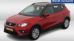 Rood, metallic lak Gebruikt 2019 Seat Arona Business SUV | € 15.450 (Eerlijke prijs)