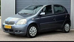 Blauw Gebruikt 2005 Toyota Yaris Hatchback | € 3.250 (Eerlijke prijs)