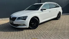 Wit Gebruikt 2017 Skoda Superb Stationwagen | € 19.950 (Goede deal)