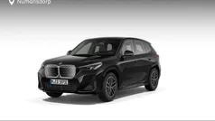 Zwart Gebruikt 2023 BMW iX1 M Sport SUV | € 52.661 (Eerlijke prijs)