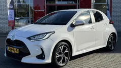 Gebruikt 2024 Toyota Yaris Hybrid Hatchback | € 23.640 (Eerlijke prijs)