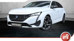 Wit, metallic lak Gebruikt 2024 Peugeot 308 Allure Stationwagen | € 27.880 (Super prijs)