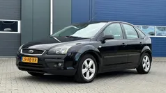 Zwart Gebruikt 2005 Ford Focus Hatchback | € 1.950 (Eerlijke prijs)