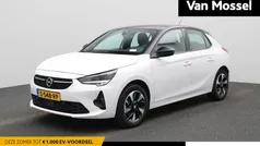Wit Gebruikt 2023 Opel Corsa-e Hatchback | € 20.440 (Eerlijke prijs)