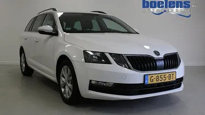 Occasion 2019 Skoda Octavia Clever Stationwagen | € 13.987 (Eerlijke prijs)