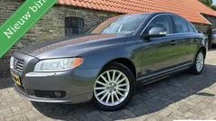 Grijs Gebruikt 2009 Volvo S80 Momentum Sedan | € 8.995 (Eerlijke prijs)