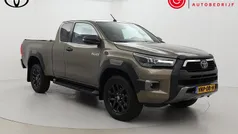 Groen Gebruikt 2022 Toyota HiLux Pickup | € 38.999 (Goede deal)