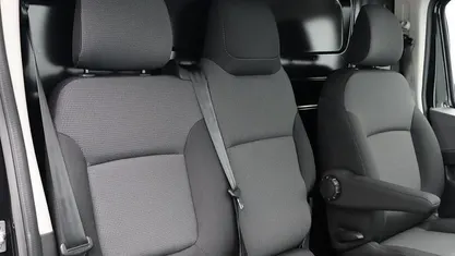 Occasion 2024 Renault Trafic MPV | € 33.845 (Super prijs)