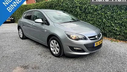Occasion Opel Astra 101 PK (74 kW) 2015 Hatchback