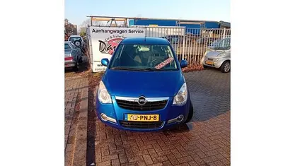 Blauw Occasion 2011 Opel Agila Edition Hatchback | € 2.850 (Goede deal)