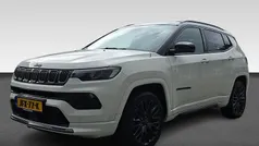 Wit, metallic lak Gebruikt 2022 Jeep Compass SUV | € 24.930 (Goede deal)