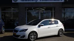 Gebruikt 2017 Peugeot 308 Allure Hatchback | € 10.990 (Eerlijke prijs)