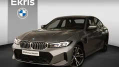 Gebruikt 2023 BMW 330e M Sport Sedan | € 43.750 (Eerlijke prijs)