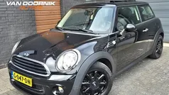 Zwart Gebruikt 2011 Mini ONE Hatchback | € 5.750 (Eerlijke prijs)