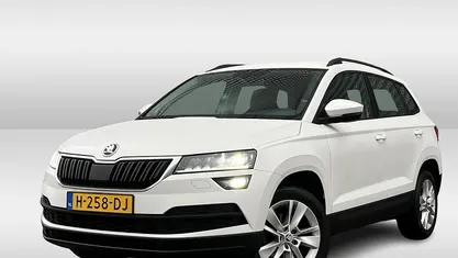 Wit Occasion 2019 Skoda Karoq Business Line SUV | € 21.950 (Eerlijke prijs)