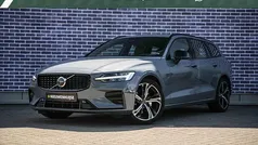Gebruikt 2023 Volvo V60 Plus Stationwagen | € 37.899 (Eerlijke prijs)