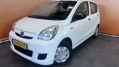 Occasion Daihatsu Cuore 69 PK (50 kW) 2010 Wit Hatchback