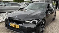 Zwart Gebruikt 2024 BMW 330 M Sport Stationwagen | € 42.950 (Goede deal)