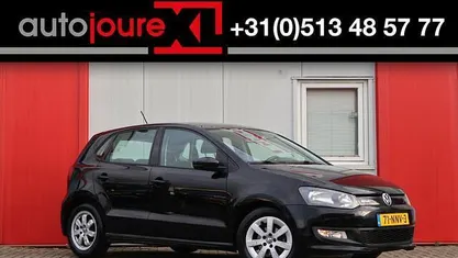 Zwart Gebruikt 2010 VW Polo Comfortline Hatchback | € 2.849 (Eerlijke prijs)