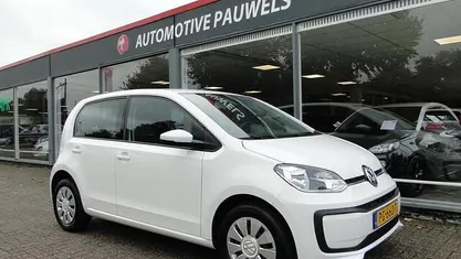 Occasion 2017 VW up! Hatchback | € 8.750 (Eerlijke prijs)