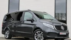 Grijs, metallic lak Gebruikt 2023 Mercedes EQV300 MPV | € 42.950 (Super prijs)