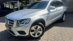 Grijs, metallic lak Gebruikt 2017 Mercedes GLC350 Business SUV | € 23.750 (Eerlijke prijs)