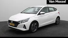 Wit Gebruikt 2023 Hyundai i20 Comfort Hatchback | € 21.940 (Eerlijke prijs)