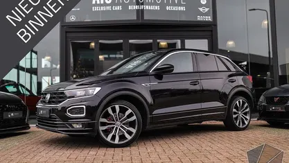 Zwart Gebruikt 2019 VW T-Roc Business SUV | € 24.950 (Eerlijke prijs)