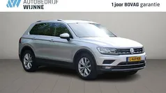 Grijs Gebruikt 2020 VW Tiguan Highline SUV | € 25.950 (Super prijs)