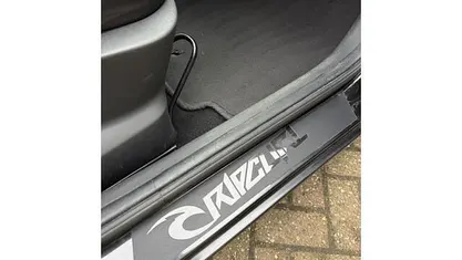 Gebruikt 2008 Renault Clio R.S. Rip Curl Hatchback | € 2.750 (Eerlijke prijs)