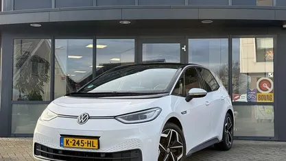Wit Gebruikt 2020 VW ID.3 Hatchback | € 14.900 (Eerlijke prijs)