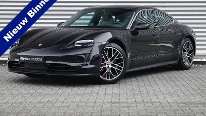 Zwart Occasion 2021 Porsche Taycan 4S Sport Sedan | € 54.900 (Goede deal)