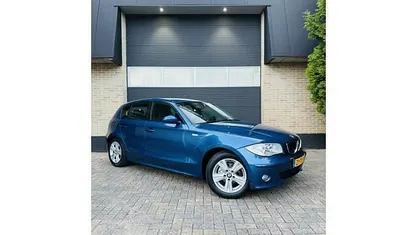 Blauw Gebruikt 2005 BMW 116 Comfort Edition Hatchback | € 3.250 (Eerlijke prijs)