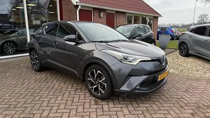 Occasion 2019 Toyota C-HR Style SUV | € 21.895 (Eerlijke prijs)