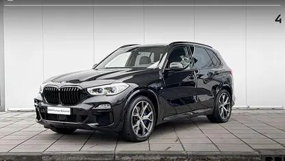 Saphirschwarz metallic (zwart metallic) Occasion 2020 BMW X5 Executive SUV | € 54.900 (Eerlijke prijs)