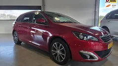 Rood Gebruikt 2016 Peugeot 308 Premium Stationwagen | € 6.999 (Goede deal)