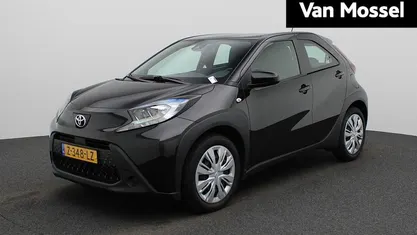 Gebruikt 2024 Toyota Aygo X Play SUV | € 16.900 (Goede deal)