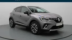 Grijs Gebruikt 2020 Renault Captur Intens SUV | € 21.990 (Eerlijke prijs)