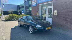Groen, metallic lak Gebruikt 2000 Mazda MX5 Cabriolet | € 7.999 (Eerlijke prijs)
