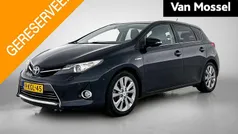 Gebruikt 2013 Toyota Auris Hybrid Hatchback | € 12.440 (Eerlijke prijs)
