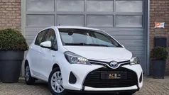 Wit Gebruikt 2015 Toyota Yaris Hybrid Hatchback | € 12.900 (Eerlijke prijs)