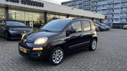 Zwart Gebruikt 2012 Fiat Panda Lounge Hatchback | € 4.250 (Eerlijke prijs)