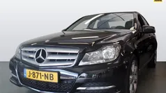 Zwart Gebruikt 2011 Mercedes C180 Avantgarde Sedan | € 10.900 (Eerlijke prijs)