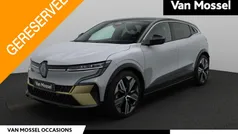 Grijs Gebruikt 2023 Renault Mégane Iconic Hatchback | € 29.900 (Goede deal)